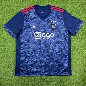 2017/2018 Away