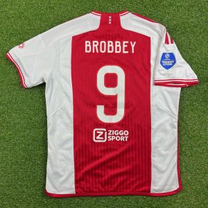 2023/2024 Thuis #9 BROBBEY