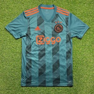 2019/2020 Away