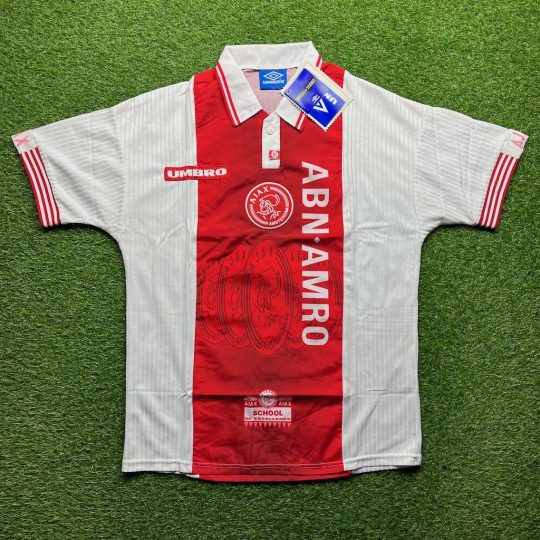 1997/1998 Home