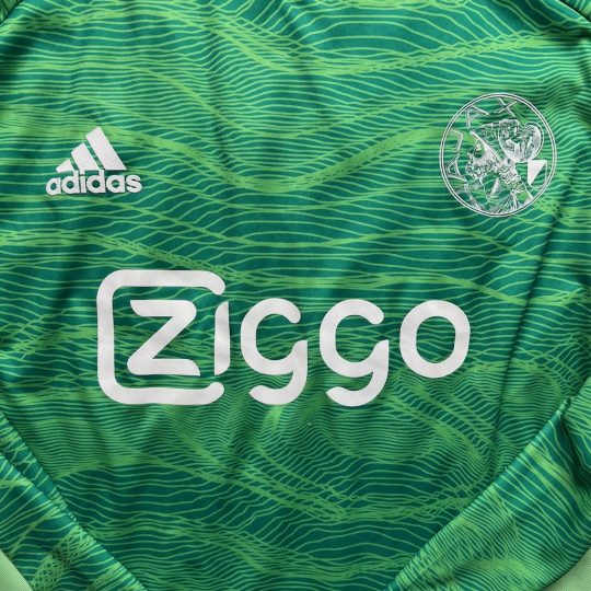 2021/2022 Goalkeeper Shirt - Image 3