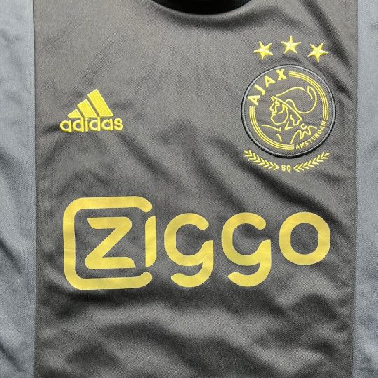 2020/2021 3rd Shirt - Image 3