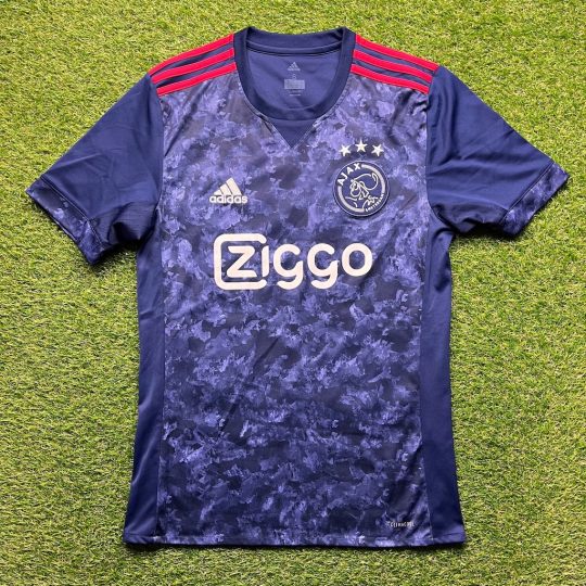 2017/2018 Away