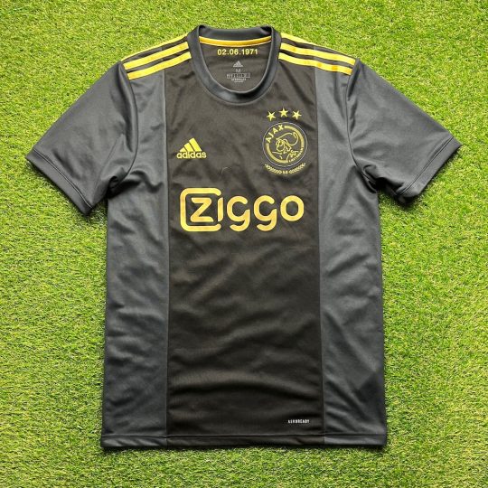 2020/2021 3rd Shirt