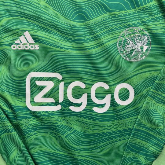 2021/2022 Goalkeeper Shirt - Image 3