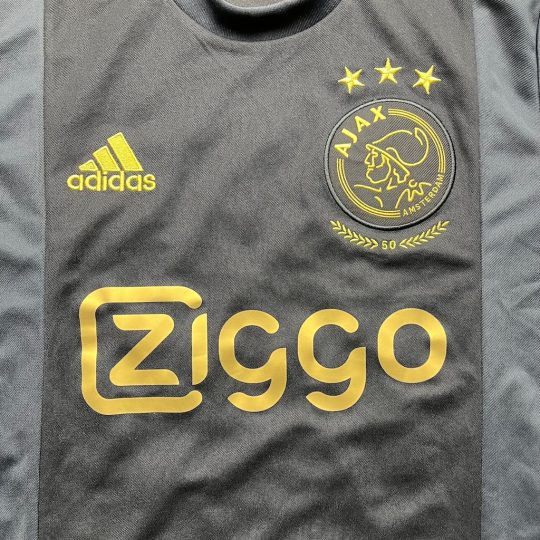 2020/2021 3rd Shirt - Image 3