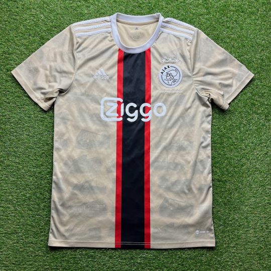 2022/2023 3de Shirt