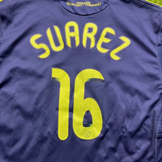 2010/2011 Uit #16 SUAREZ - Afbeelding 3