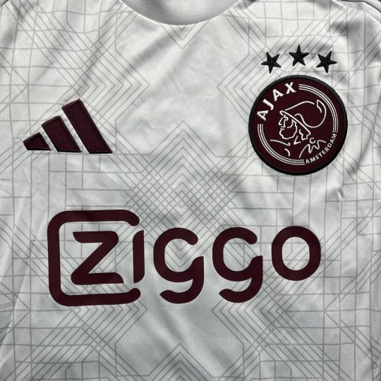 2024/2025 3rd Shirt - Image 3