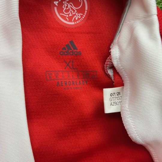 2021/2022 Home - Image 4