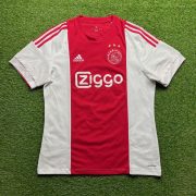 2015/2016 Home
