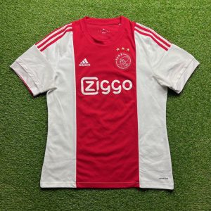 2015/2016 Home