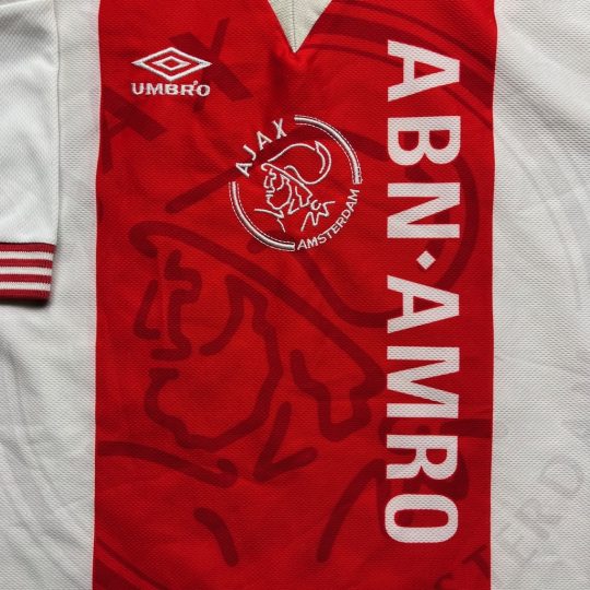 1995/1996 Home - Image 3