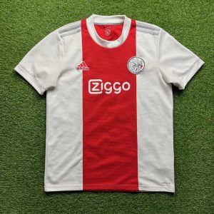2021/2022 Thuis