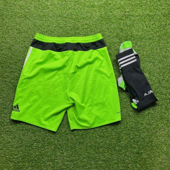 2015/2016 Away Shorts - Image 2