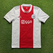 2021/2022 Thuis