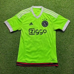 2015/2016 Uit
