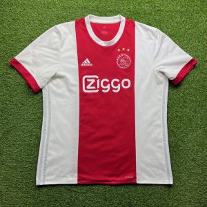 2017/2018 Home