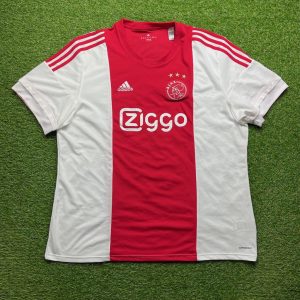 2015/2016 Thuis