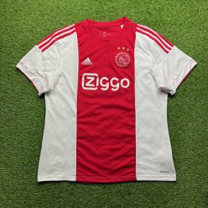 2015/2016 Thuis