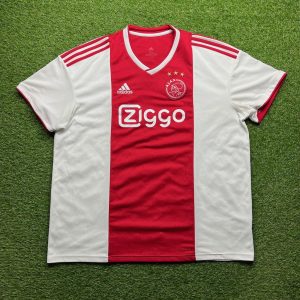 2018/2019 Thuis