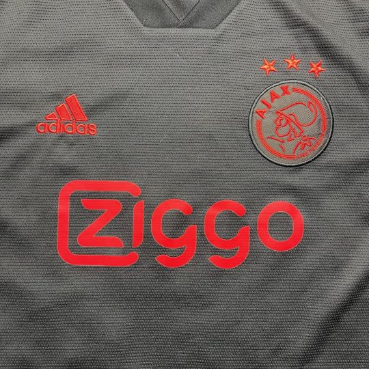2021/2022 3rd Shirt - Image 3