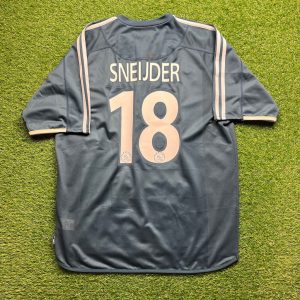 2003/2004 Away #18 SNEIJDER