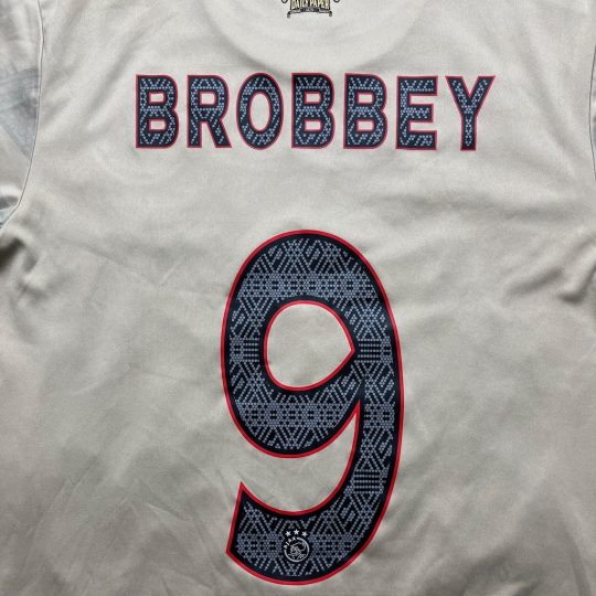 2022/2023 3rd Shirt #9 BROBBEY - Image 3