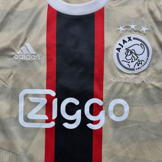 2022/2023 3rd Shirt #9 BROBBEY - Image 4