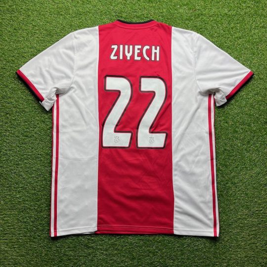 2019/2020 Home #22 ZIYECH