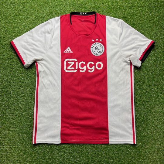 2019/2020 Home