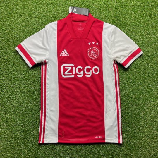 2020/2021 Thuis