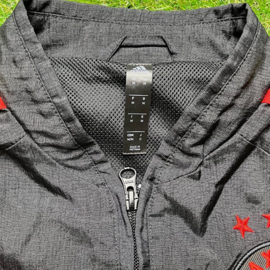2021/2022 Pre-match Jacket - Image 4