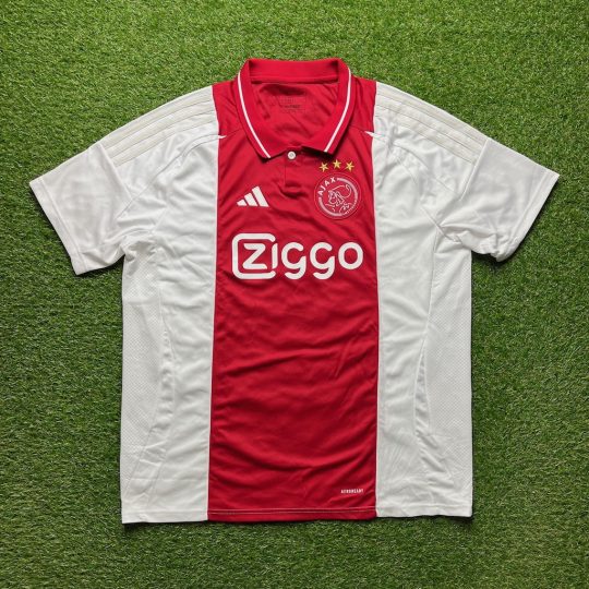 2024/2025 Thuis