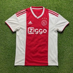 2018/2019 Home