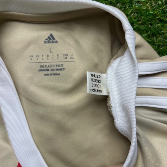 2022/2023 3rd Shirt - Image 4