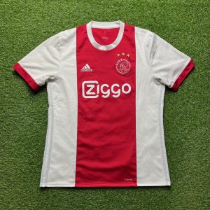2017/2018 Home