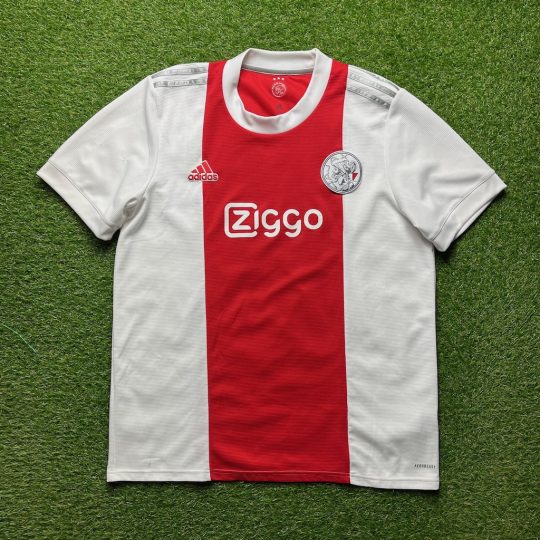 2021/2022 Thuis #14 - Afbeelding 2