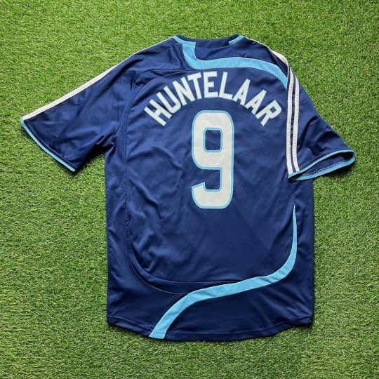2007/2008 Uit #9 HUNTELAAR