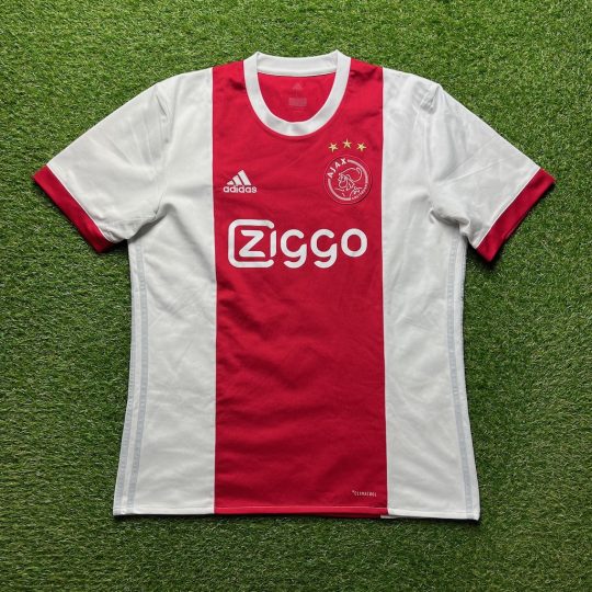 2017/2018 Home