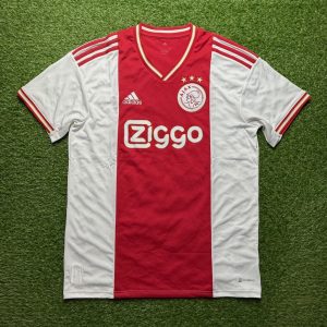 2022/2023 Thuis