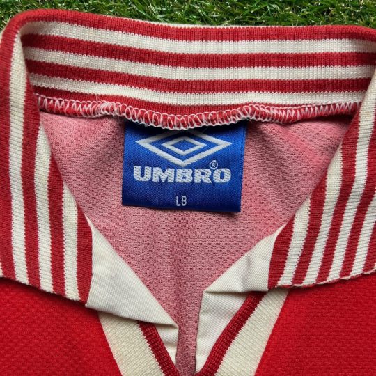 1995/1996 Home - Image 4