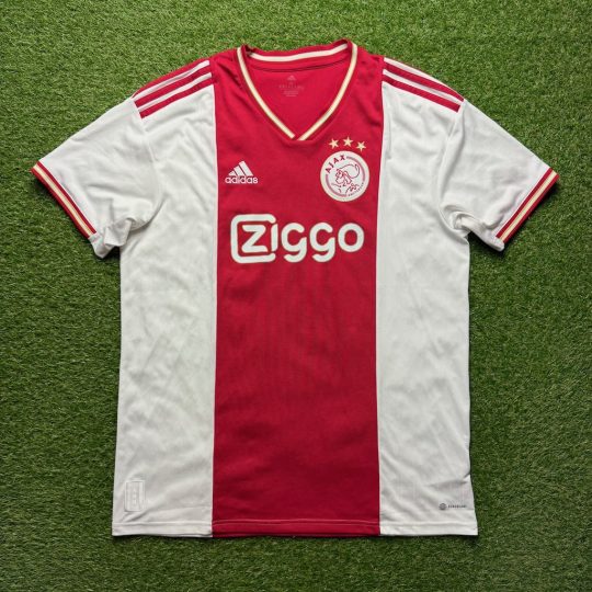 2022/2023 Thuis