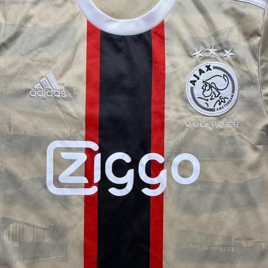 2022/2023 3rd Shirt - Image 3