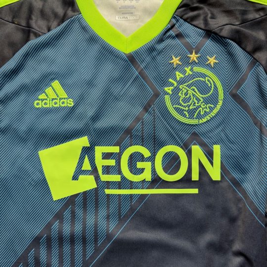 2012/2013 Away #39 FISCHER - Image 4