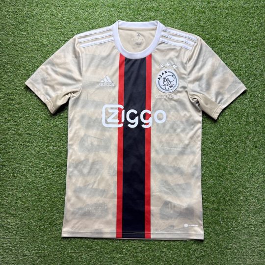 2022/2023 3rd Shirt
