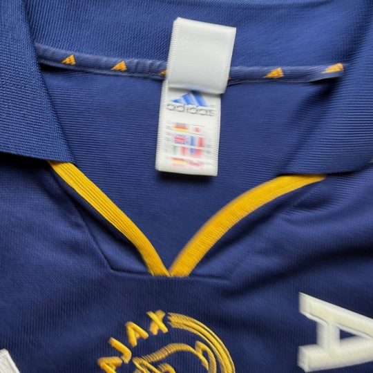 2000/2001 Away - Image 4