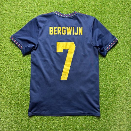 2022/2023 Away #7 BERGWIJN