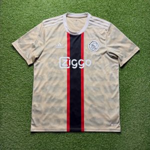 2022/2023 3rd Shirt