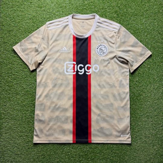 2022/2023 3rd Shirt